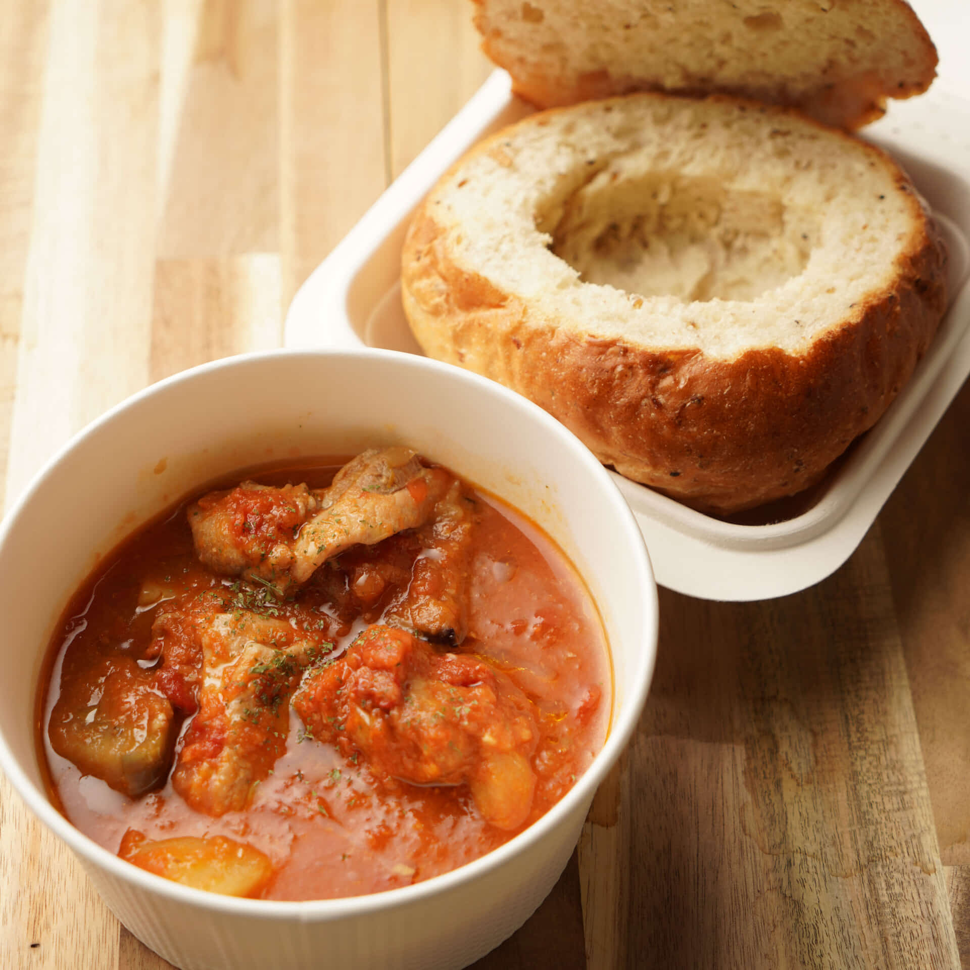 チキントマト煮のポットパン